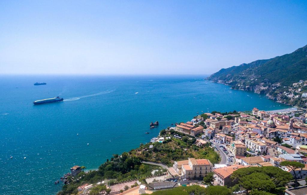 Vila Casa Gabriella - Amalfi Coast - Free Parking - Full Sea View Vietri Exteriér fotografie