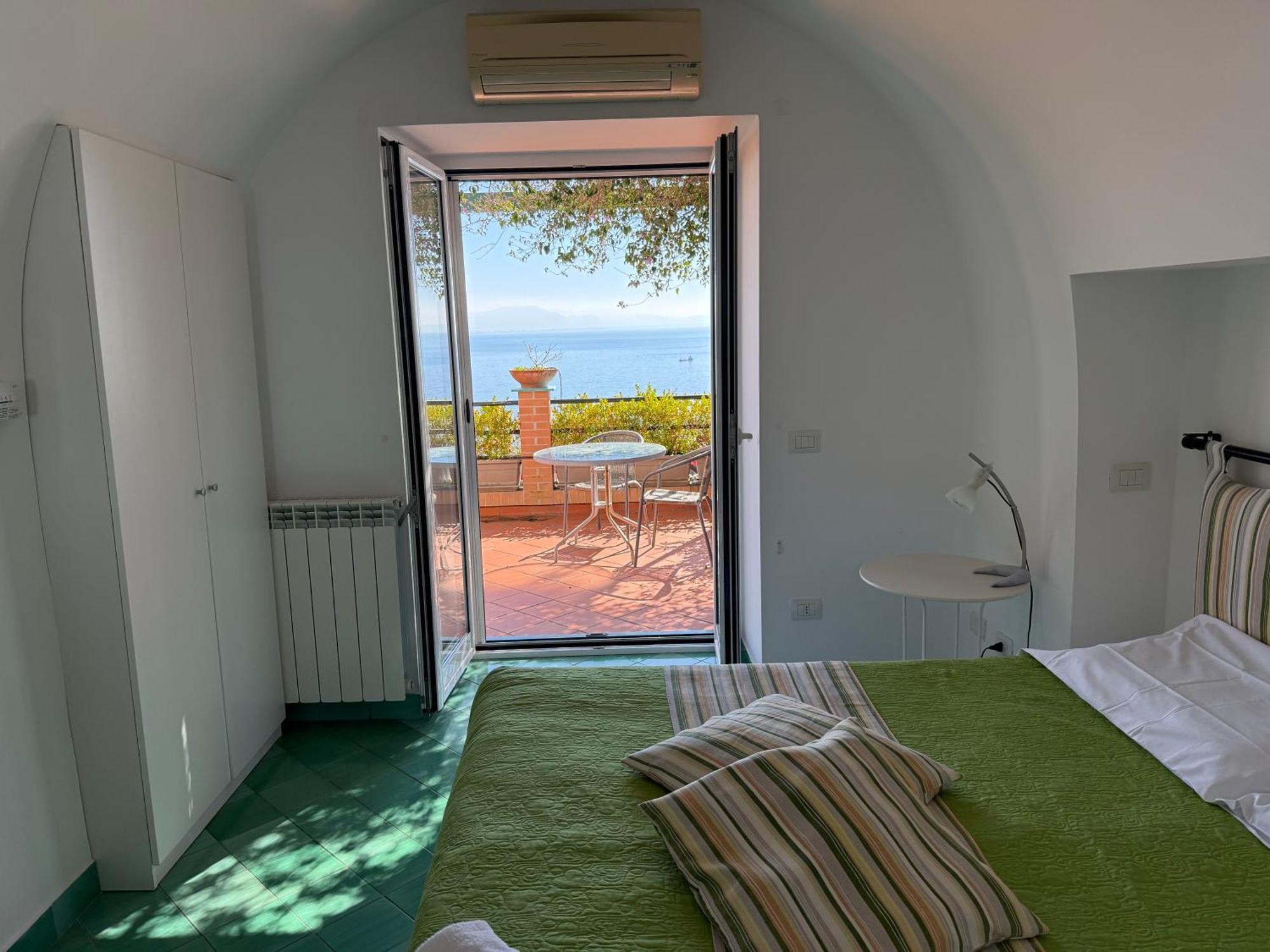 Vila Casa Gabriella - Amalfi Coast - Free Parking - Full Sea View Vietri Exteriér fotografie
